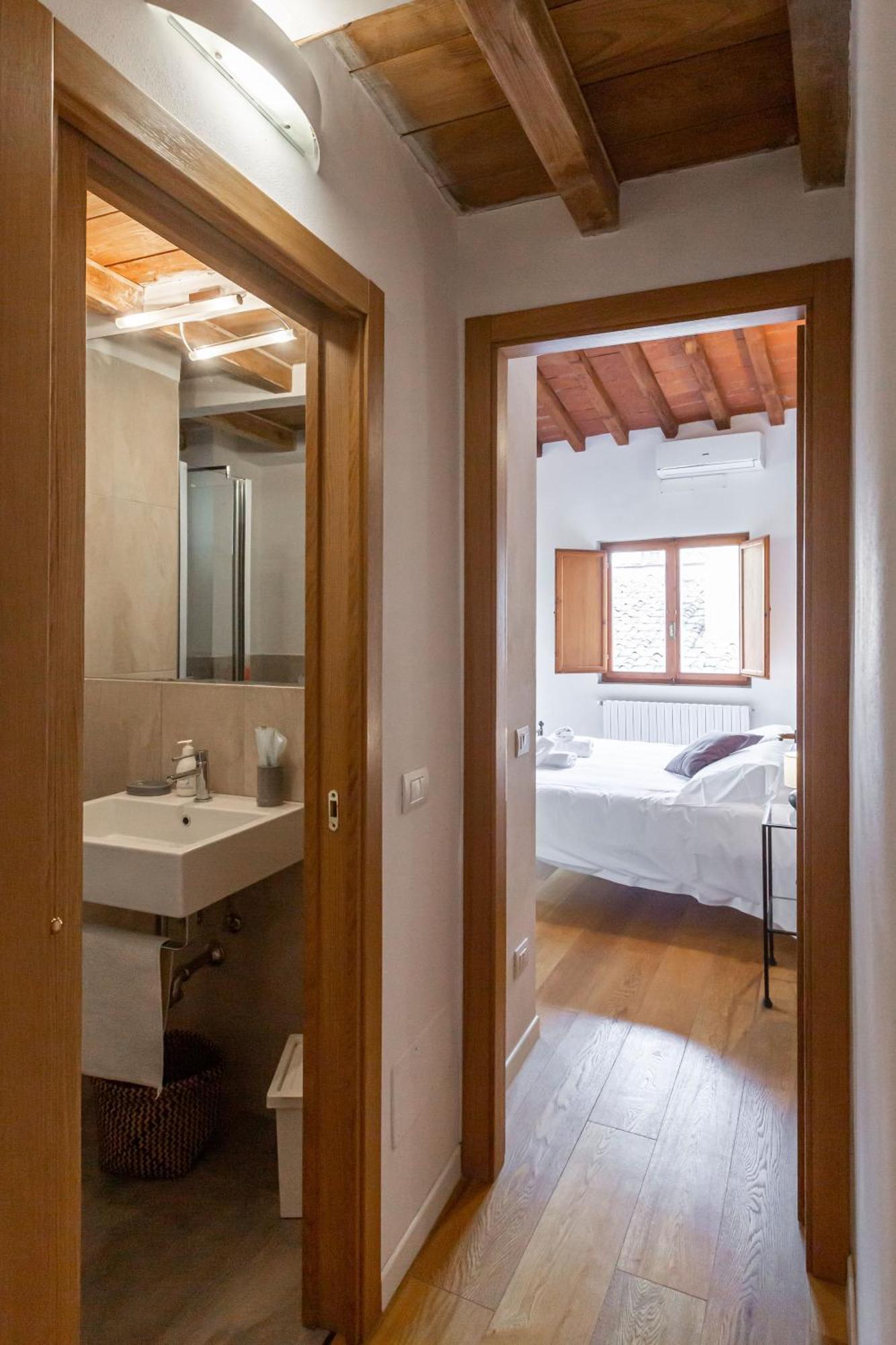 Dreaming Apartment In An Ancient Tower Флоренция Экстерьер фото