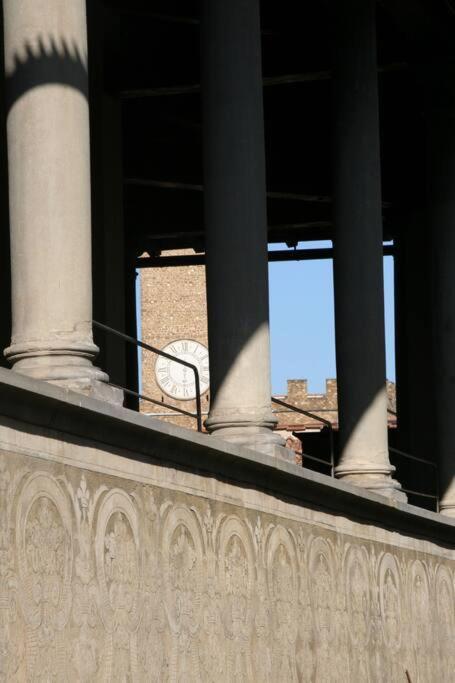 Dreaming Apartment In An Ancient Tower Флоренция Экстерьер фото