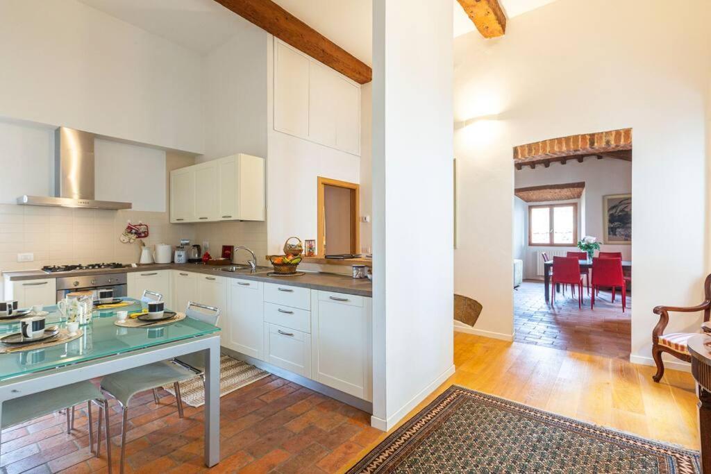 Dreaming Apartment In An Ancient Tower Флоренция Экстерьер фото